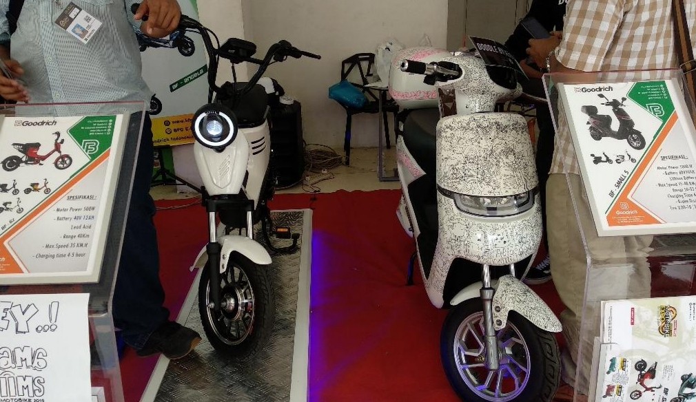 Motor Listrik Indonesia BF Goodrich Unjuk Gigi di IIMS Motobike, Harga di Bawah Rp20 Juta
