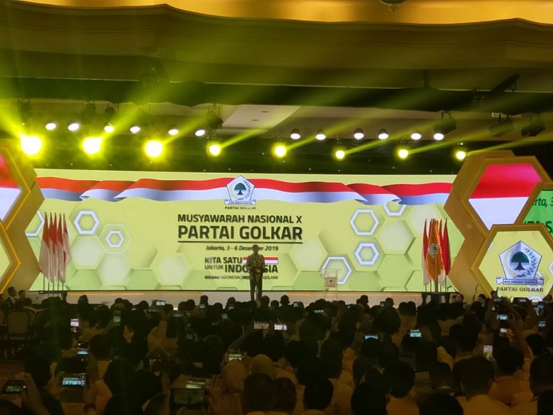 Jokowi Apresiasi Langkah Bamsoet: Kalau Golkar Panas, Politik Indonesia Juga Panas
