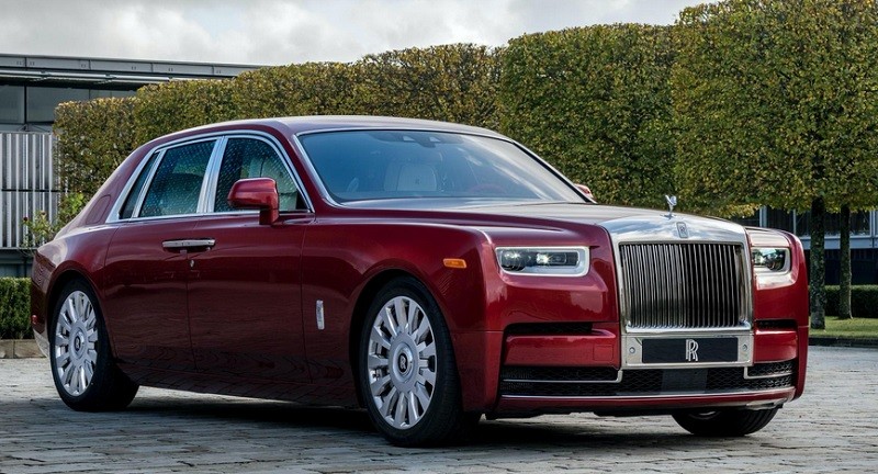 Ultah Ke-115, Rolls Royce Lelang Sedan Mewah Special Edition