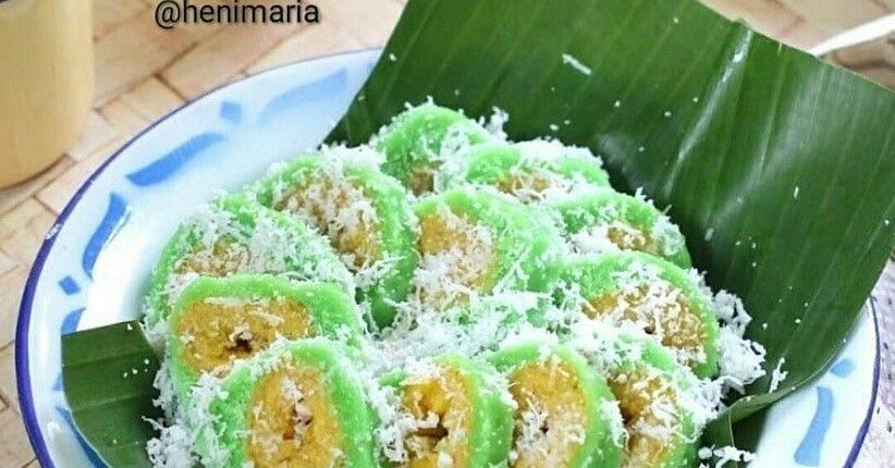 Mencicipi Jajanan Khas Bali Pisang Rai, Rasanya Legit Ditambah Kuah Gula Merah