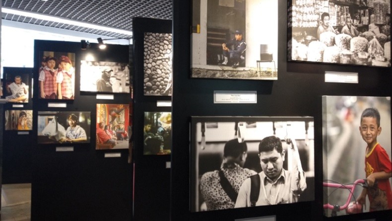 Pameran Foto 100 Wajah Pahlawan Masa Kini Hiasi Balai Kota DKI