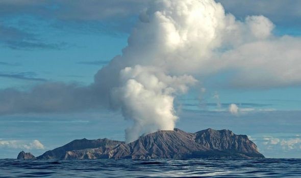 Gunung White Island Selandia Baru Meletus: 8 Orang Masih Hilang, Tak Ada Lagi Korban Selamat