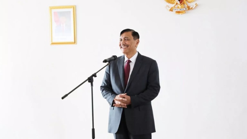 Larang Ekspor Nikel, Menko Luhut Heran Dibilang Membela China