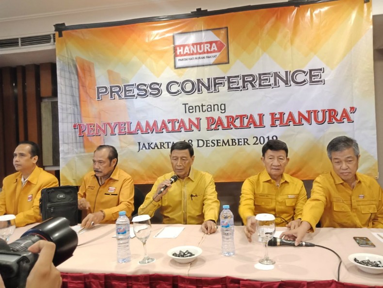 Wiranto Mundur dari Ketua Dewan Pembina Partai Hanura