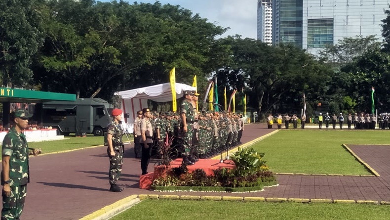 Panglima TNI dan Kapolri Pimpin Apel Pengamanan Natal dan Tahun Baru di Medan