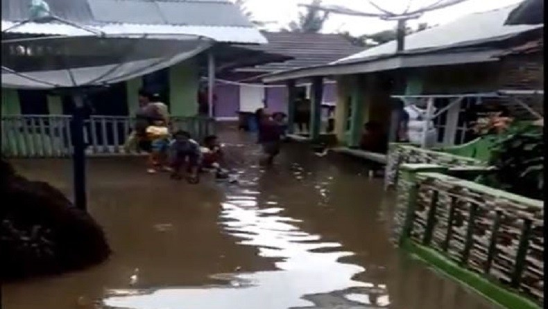Hujan 2 Jam, Puluhan Rumah di Pandeglang Terendam Banjir