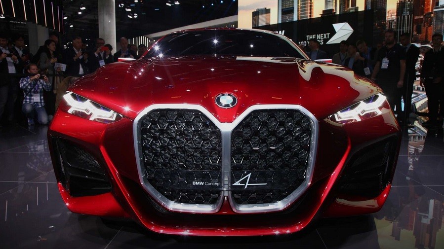 Desain Grill Baru Dinilai Terlalu Besar, Ini Kata BMW