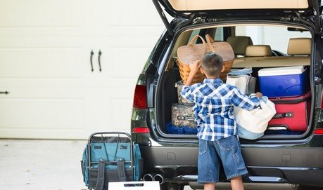 Tips Berkendara Aman saat Libur Natal dan Tahun Baru, Perhatikan Barang Bawaan