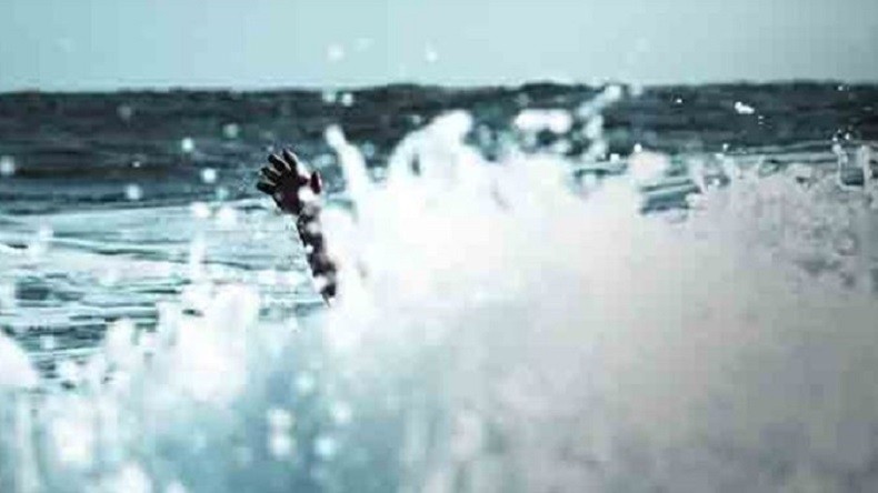 Main Rakit di Pantai Tegalretno, 2 Warga Kebumen Hilang Digulung Ombak