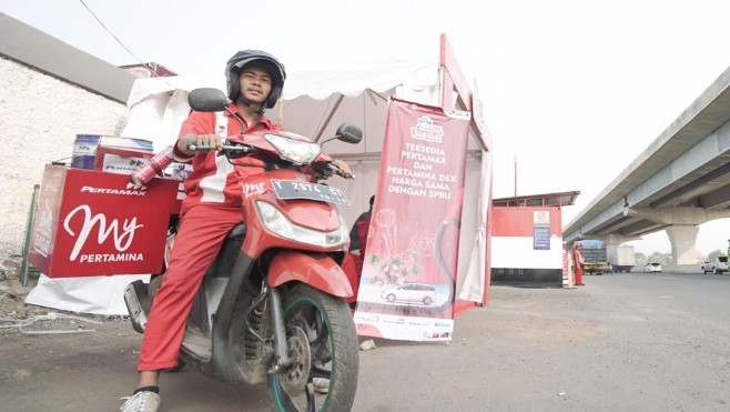 Beri Layanan Darurat BBM, Amankah Sepeda Motor Masuk Tol Layang Japek?