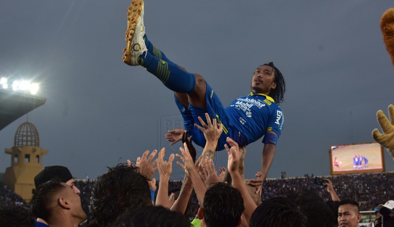 Hariono Dilepas, Persib Bandung 'Istirahatkan' Nomor Punggung 24