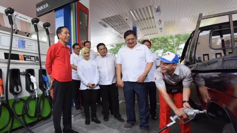 Jokowi Resmikan Program B30 di SPBU MT Haryono