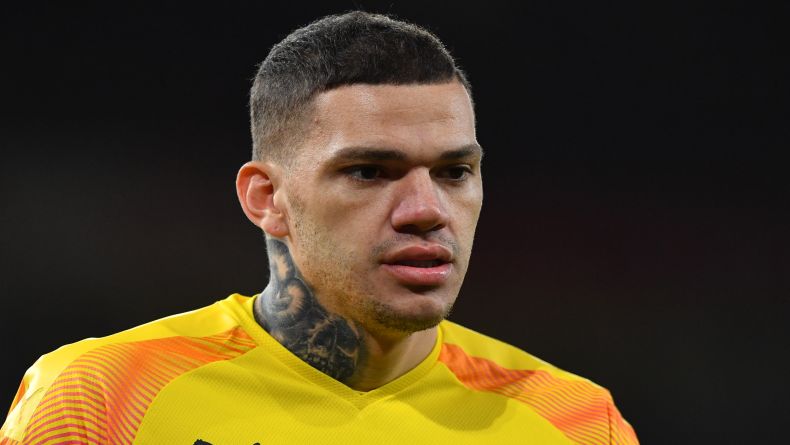 Persaingan Liverpool dan Man City Tak pengaruhi Hubungan Ederson serta Alisson