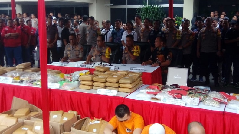 Bongkar Mafia Narkoba, Polda Metro Sita 746 Kg Ganja dan 4.528 Butir Ekstasi