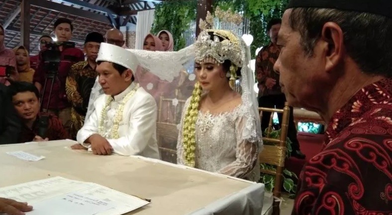 Ginanjar Bersyukur Resmi Nikahi Tiara Amalia, Komar Spontan Teriak Sah