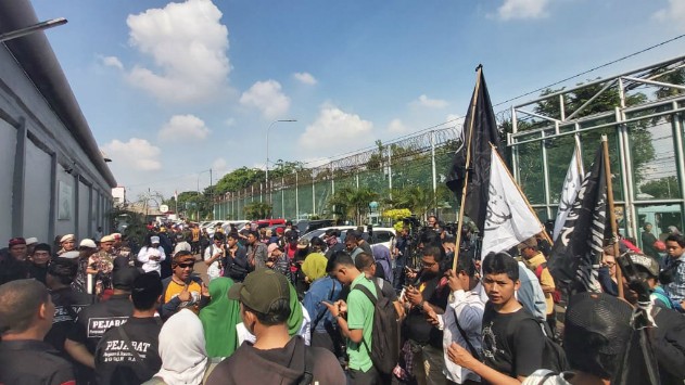 Mulan Jameela Jemput Ahmad Dhani di Rutan Cipinang