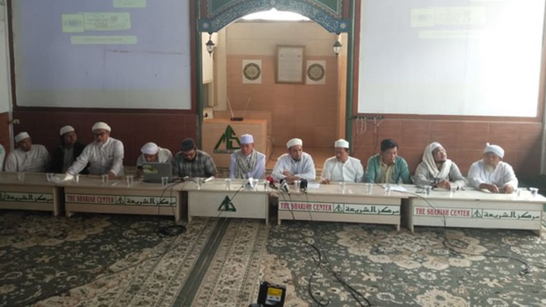 PA 212 Jawab Pernyataan Mahfud MD soal Surat Penangkalan Rizieq Syihab