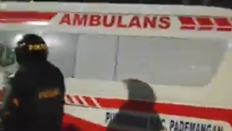 Wali Kota Jakut Cek Kebenaran Kabar Ambulans Puskesmas Pademangan Diduga Membawa Batu saat Demo