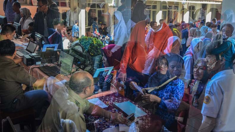 PPDB di SMAN 39 Jaktim, Tiba Usai Salat Subuh tetap Gagal Dapat Antrean Terdepan