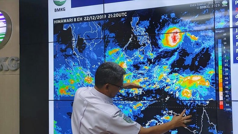 Peringatan BMKG: Waspada Cuaca Ekstrem Dan Hujan Lebat Saat Libur Natal ...