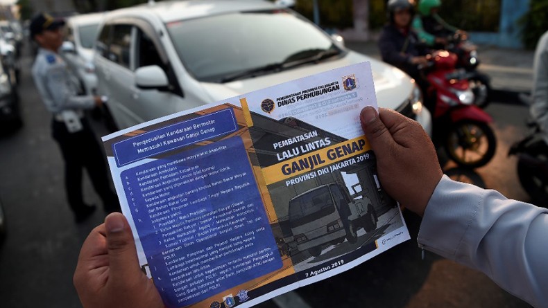 Sosialisasi Diperpanjang, Tilang Ganjil Genap Belum Berlaku Hari Ini