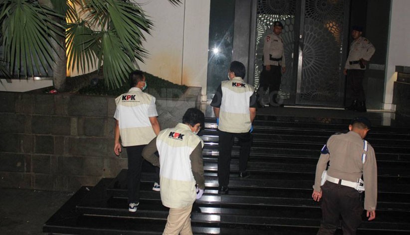 Geledah Rumah Bupati Bengkalis, KPK Sita Sejumlah Dokumen Proyek Jalan