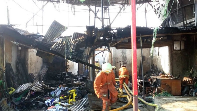 Kebakaran di Jalan KS Tubun Jakarta Pusat, 2 Bangunan Hangus