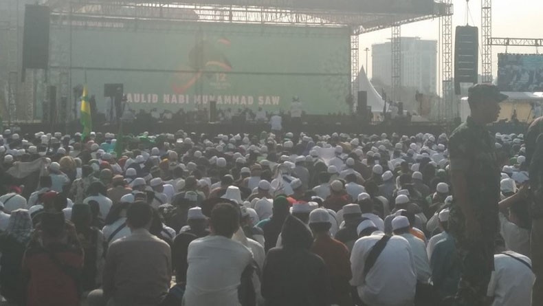 Peringatan Maulid Nabi Muhammad SAW, Umat Islam Padati Lapangan Monas