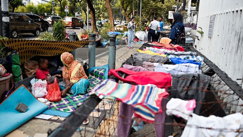 Pengungsi Pencari Suaka Mulai Keluhkan Kesehatan dan Minim Air Bersih