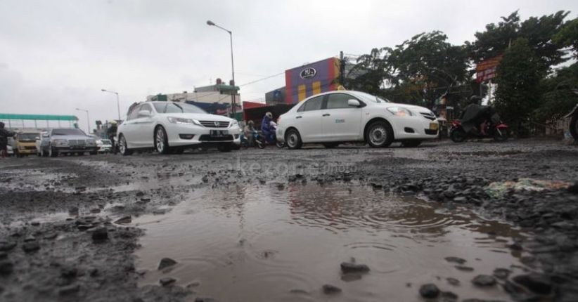 Bangun Jalan Rusak, Pemprov NTT Berencana Utang Rp3 Triliun ke China