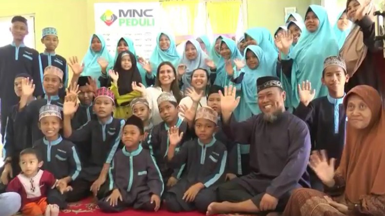 MNC Peduli Donasikan Baju Baru Lebaran untuk Anak Yatim Piatu di Bekasi