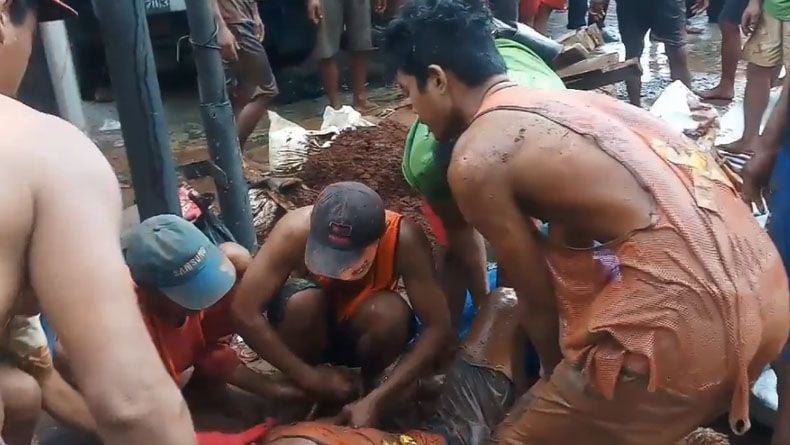 Pekerja Galian Kabel PLN di Kemang Tewas Tersengat Listrik