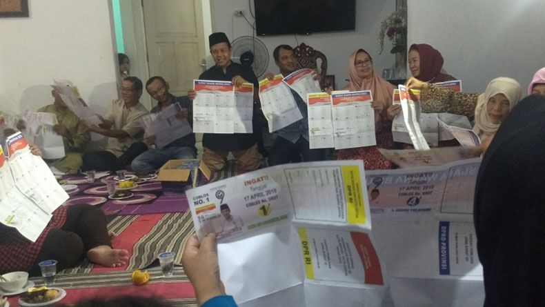 DPR Kaji Pilkada Serentak di 2027