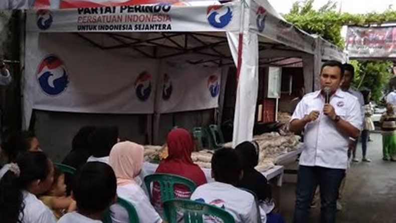 HUT ke-3, Pemuda Perindo Gelar Bazar Murah di Kebayoran Lama