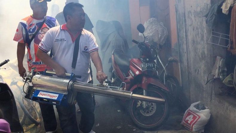 Perindo Penuhi Permintaan Warga Johar Baru Fogging Berantas DBD