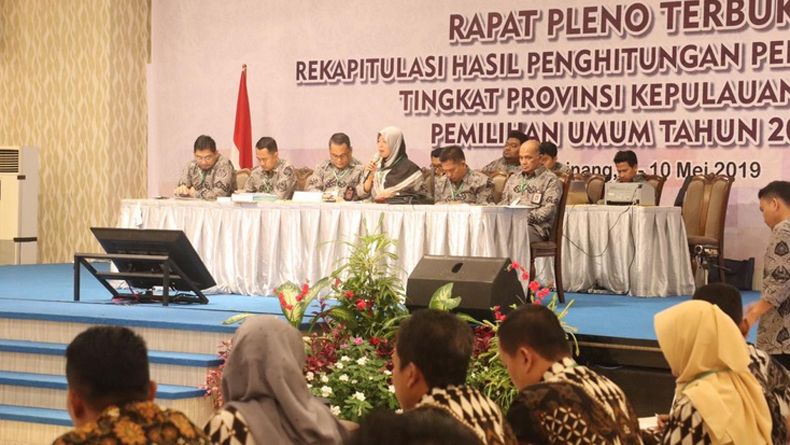 KPU Hari Ini Rapat Pleno Rekapitulasi Suara untuk 7 Provinsi