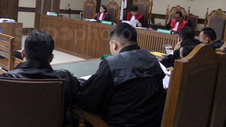 Pejabat KONI Didakwa Suap Deputi IV Kemenpora dengan Fortuner dan Uang