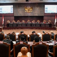 MK Tolak Uji Materi UU KPK Hasil Revisi yang Diajukan Mahasiswa