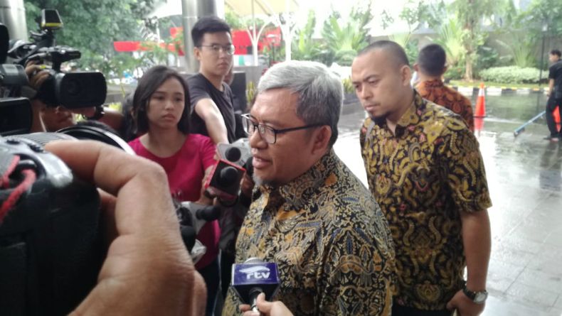 Aher Diperiksa KPK untuk Tersangka Iwa Kurniwa terkait Kasus Meikarta