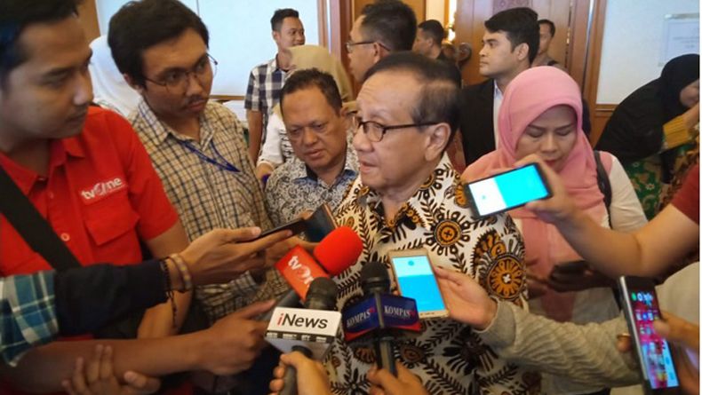 Kasus Kuota Gula Bulog, Akbar Tanjung Tak Percaya Irman Terima Suap