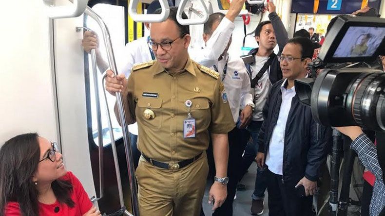 Sementara 8 Kereta Beroperasi, MRT Jakarta Melayani Setiap 10 Menit