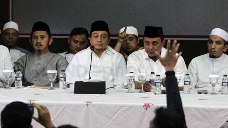 Ahli Hukum Ingatkan Polisi Tak Main-Main Tersangkakan Ustaz Bachtiar