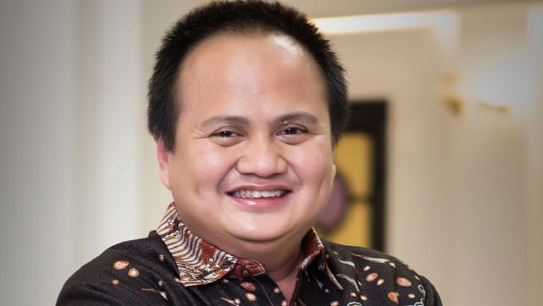 Membangun ^Harvard University Indonesia^