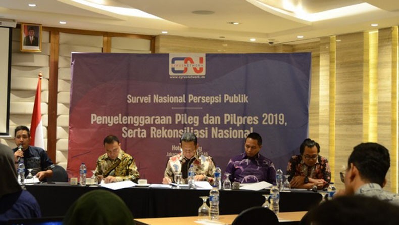 Survei Cyrus : Masyarakat Inginkan Pemerintahan yang Efektif