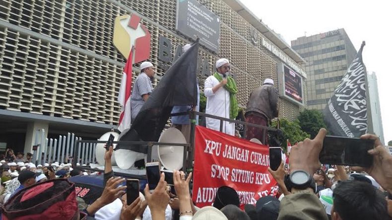 GNPF Ulama dan Alumni 212 Kawal Laporan Dugaan Kecurangan di Bawaslu