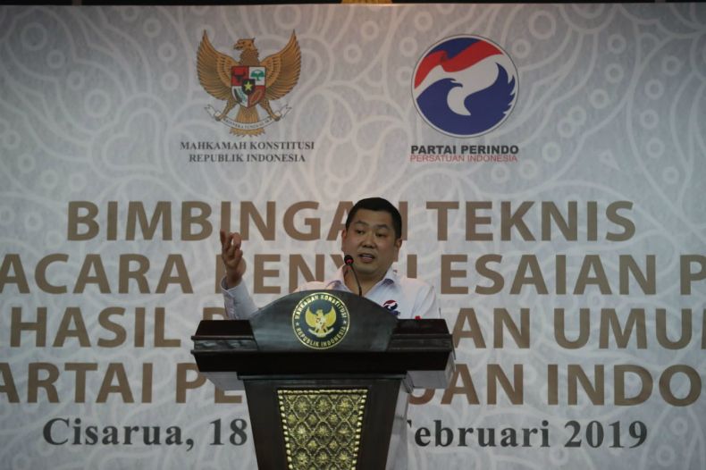 Buka Bimtek MK, HT: Keberpihakan Kunci Bangun Masyarakat Sejahtera