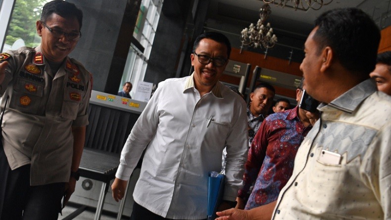 Deretan Mobil Menpora Imam Nahrawi, dari Harga Rp100 Juta hingga Rp750 Juta