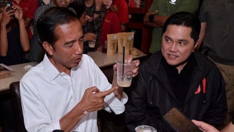 Kampanye di Dumai, Jokowi Sempat Minum Kopi dan Beli Durian