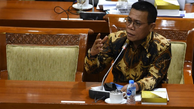 Komisi III DPR: Revisi UU KPK Mulai Berlaku Pukul 00.00 Nanti