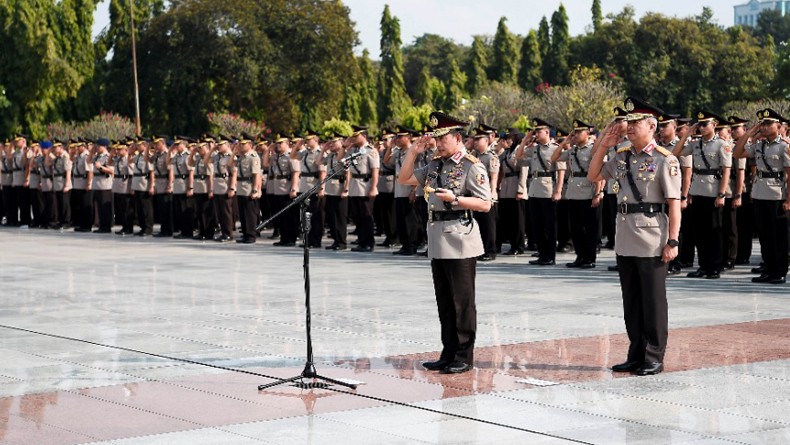 Kapolri Pimpin Sertijab Dankor Brimob dan Kapolda Kalteng